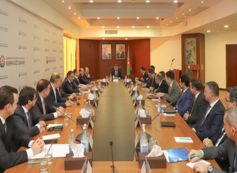 Taleh Kazımov bank rəhbərlərini TOPLADI