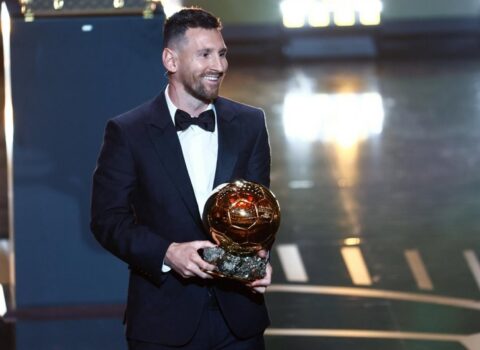 Lionel Messi 8-ci dəfə “Qızıl top”u qazandı