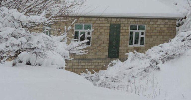 Azərbaycanın bu rayonuna qar yağdı – FOTO Azərbaycanın bu rayonuna qar yağdı – FOTO
