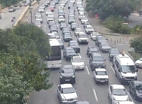 Bakıda sıxlıq müşahidə edilən yollar – SİYAHI
