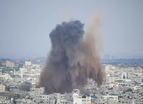 Misir Qəzzadan gələn qaçqınlar üçün dəhliz açmaqdan imtina edir – “The Jerusalem Post”