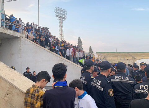 “Kəpəz” azarkeşləri komandalarını fitə basdı – VİDEO
