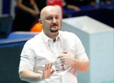 Millimiz baş məşqçisiz qaldı