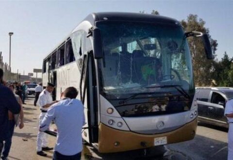 Misirdə polis İsrailli turistlərə atəş açdı – Ölənlər var