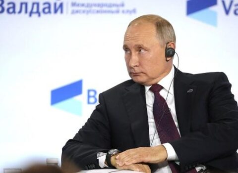 Putin ad günündə MDB liderlərini dəvət etməyəcək