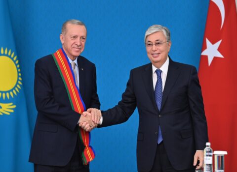 Tokayev Ərdoğanı təbrik etdi