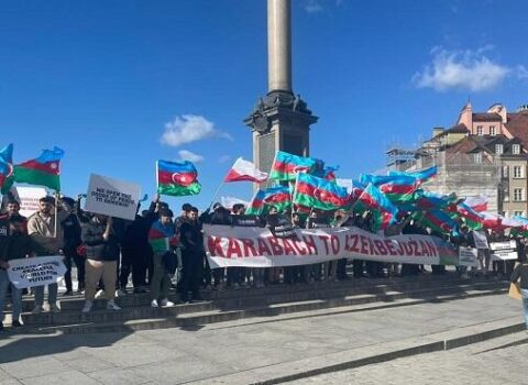 Varşavada İrəvana etiraz aksiyası keçirilir – FOTO