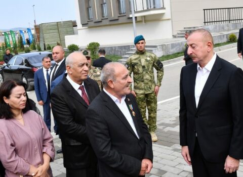 “Zəngəzura da, əlbəttə ki, qayıdacağıq, amma sülh yolu ilə” – İlham Əliyev