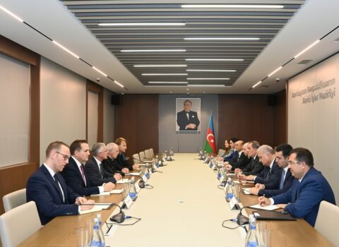 Britaniya səfiri ilə Qarabağın bütün sakinlərinin hüquqlarının müdafiəsi müzakirə edildi
