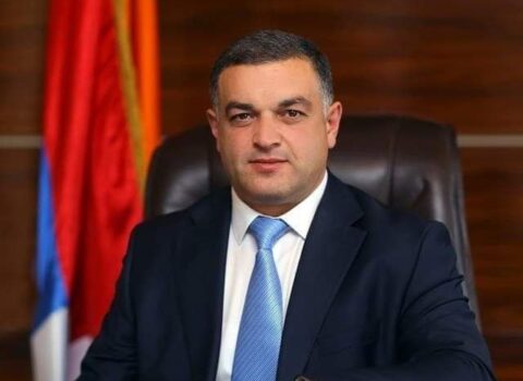 Sarqsyan zibil maşınlarını sataraq İrəvanda özünə ev alıb