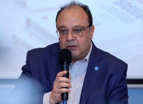 Bekaryan: “Qərbi Azərbaycan qaçqınları məsələsi gündəmə gəlir”