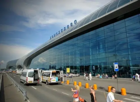 Moskva hava limanlarında reyslərin gecikməsi və ləğvi adi hal alıb – YENİ SƏBƏBLƏR