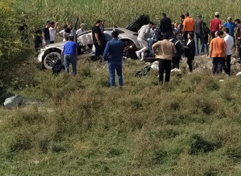 Yevlaxda aşan “Porsche”dəki xanımların kimliyi məlum  oldu – VİDEO / YENİLƏNİB