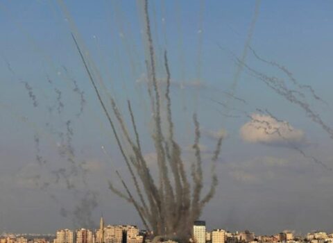 “Hizbullah” İsrailə 8 raket atıb