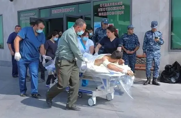 Krasnodarda 19 yaşlı azərbaycanlı və erməni xəsarət aldı Krasnodarda 19 yaşlı azərbaycanlı və erməni xəsarət aldı