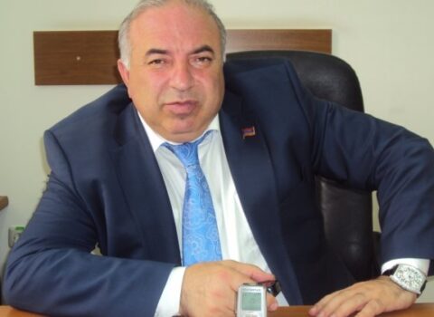 Ermənistanda keçmiş deputat həbs edildi
