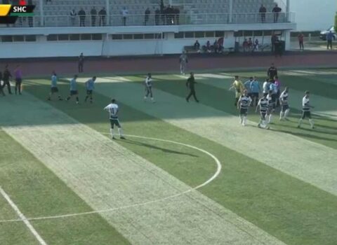 Azərbaycan futbolunda qalmaqal – Hakimlər meydandan qaçdı