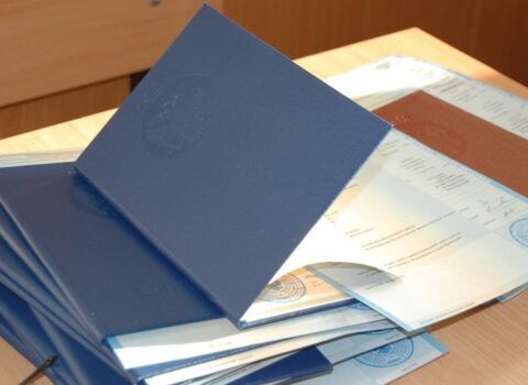 Bu il universiteti bitirən 225 tələbə diplom ala bilmədi – Nazirlik