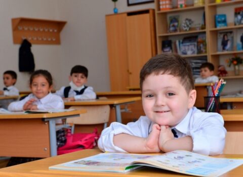 Məktəbəhazırlıq və I siniflərin yerdəyişməsinə başlanılır