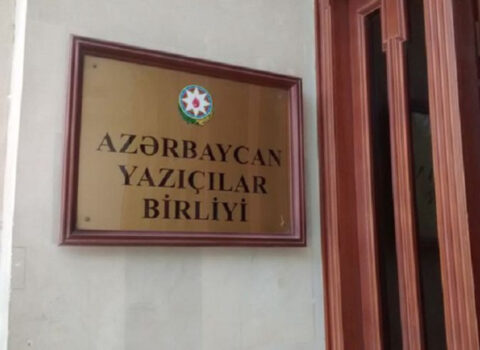 O aparıcı cəzalandırılmalıdır! – Yazıçılar Birliyi bəyanat YAYDI