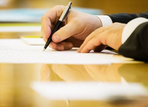 Azərbaycanda fəxri adlara görə təqaüd alanları sayı AÇIQLANIB