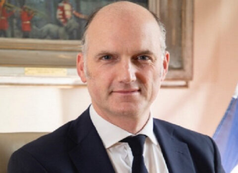 Böyük Britaniyanın dövlət naziri Qafqaza gəlir