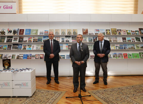 44 günlük müharibəni “Talesizlər şəhəri” kimi simvollaşdırmaq kimə lazımdır, cənab Sadıqov?