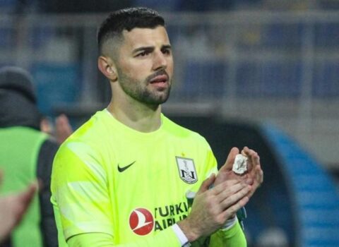 “Neftçi”nin qapıçısı zədələndi