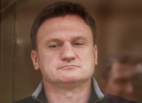 “Şakro Molodoy”a görə həbs edilən polis rəisi müharibəyə göndərildi