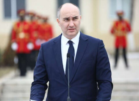 Gürcüstanın müdafiə naziri Azərbaycana səfərə gəldi