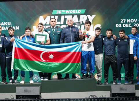 Güləş yığmamız komanda hesabında dünya çempionu oldu
