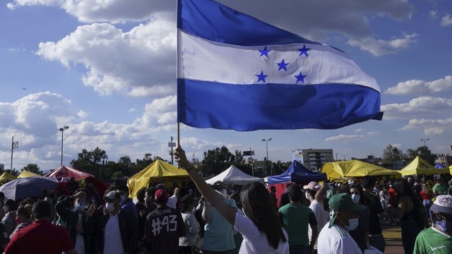 Honduras İsraildən səfirini geri çağırdı Honduras İsraildən səfirini geri çağırdı