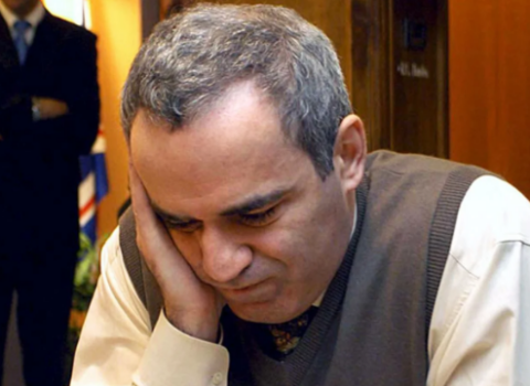 Rusiya Kasparovu CƏRİMƏLƏDİ