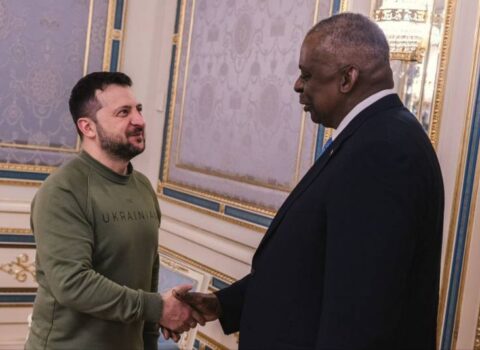 Pentaqon rəhbəri Zelenski ilə görüşdü – FOTO