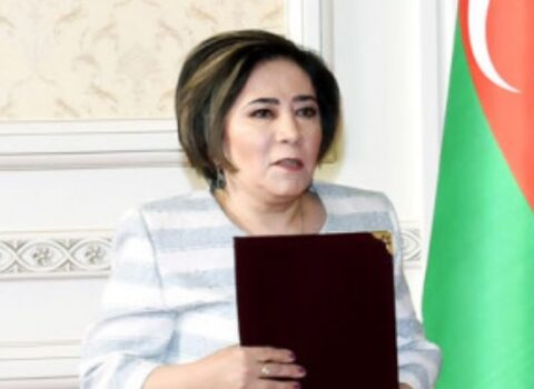 Mehriban Sultanova vəzifəsindən azad edildi