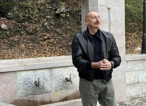Prezident İsa bulağında – Mehriban Əliyeva fotolar PAYLAŞDI