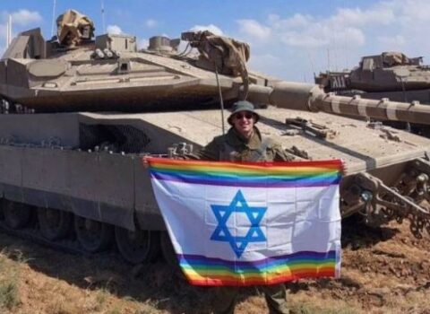 Qəzzada ilk dəfə LGBT bayrağı qaldırıldı – FOTO