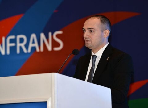 AFFA-nın baş katibi De Byaziyə görə jurnalistlərdən üzr istədi