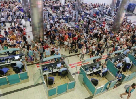 10 minlik qızılı oğurlandı – Aeroportda