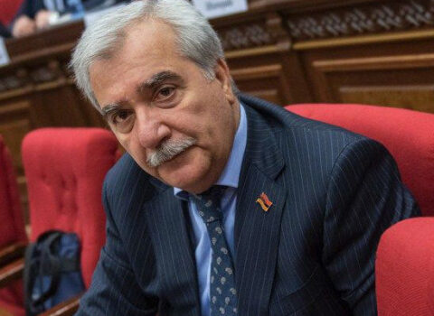 Ermənistan bir daha işlənmiş silah almayacaq – Köçəryan