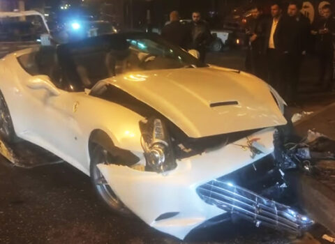 Bakıda qəzaya uğrayan “Ferrari”nin sahibi kimdir?