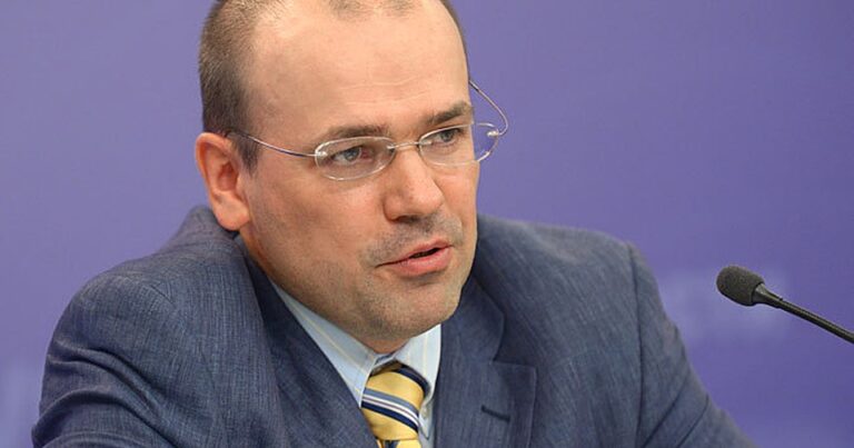 Simonov: “Ermənistan SOCAR-dan qaz istəsə, ala biləcəkmi?” Simonov: “Ermənistan SOCAR-dan qaz istəsə, ala biləcəkmi?”
