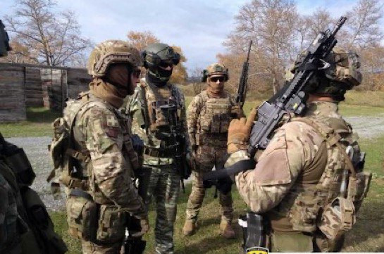 Yunanıstan, Kipr və Ermənistanın xüsusi təyinatlıları təlimlər keçirdi Yunanıstan, Kipr və Ermənistanın xüsusi təyinatlıları təlimlər keçirdi