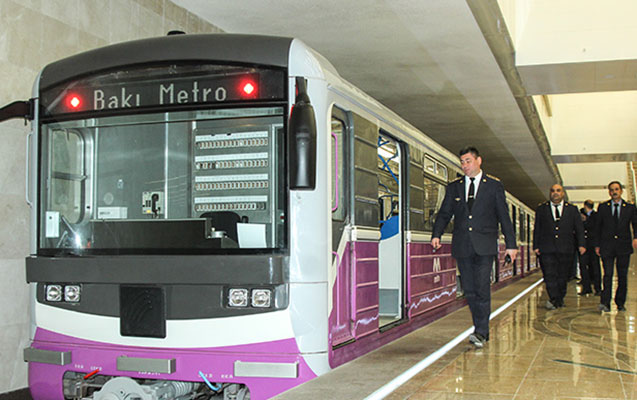 Yaşlı kişi metroda öldü Yaşlı kişi metroda öldü