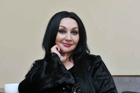 Xalq artisti: “Xaçmazın Yalama kəndində işıqlar sönüb, donuram” – FOTO/VİDEO