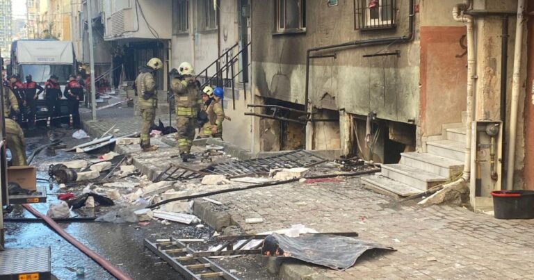 İstanbulda güclü partlayış – Ölən və yaralılar var – FOTO
