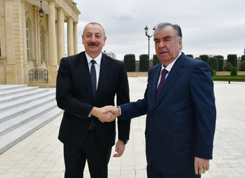 Azərbaycan Prezidenti İlham Əliyev Emoməli Rəhmon ilə görüşdü – YENİLƏNDİ