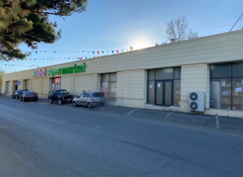 “Rahat” market qanunsuz parklanma yeri təşkil etdi – FOTO