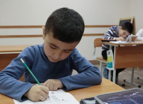 Rusiyada azərbaycanlı şagirdlər üçün rus dili ilə bağlı sınaq imtahanı keçiriləcək
