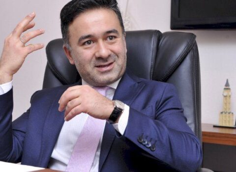 “Televiziyalar “mənə maçı ver“ oxuyan müğənniləri təbliğ edir“